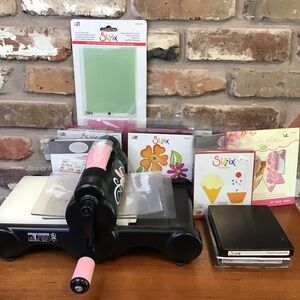SIZZIX BIG SHOT Huge Lot Die Cut Embossing Cutting Machine Set